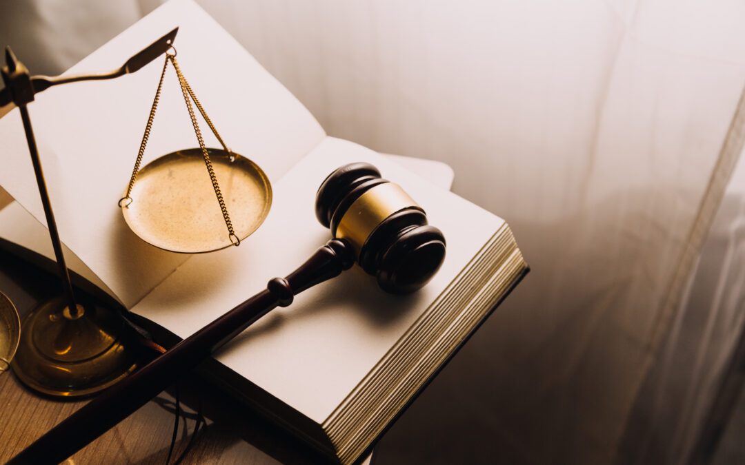 3 Essential Court Settlement Tips (or WIN at Trial)